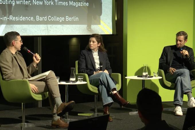 Eine transatlantische Diskussion Die Bühne in der Heinrich Böll Stiftung